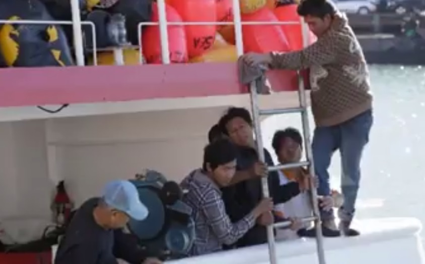 Dua Nelayan Indonesia yang Lolos dari Perbudakan di Kapal Asing