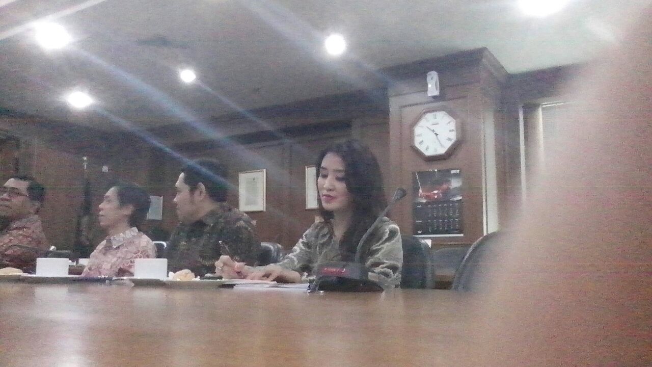 Membangun kerjasama bisnis perikanan dan perlindungan hukum ketenagakerjaan di bidang perikanan