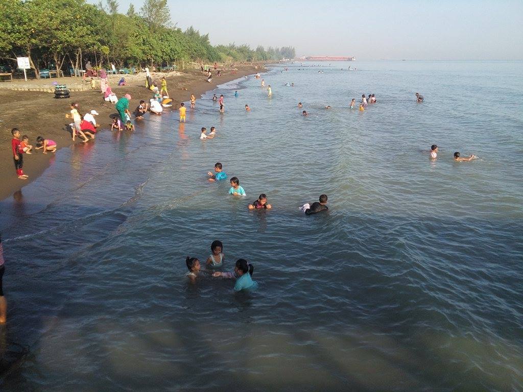 Wisata Pesisir: Pantai Purwahamba Indah Kabupaten Tegal